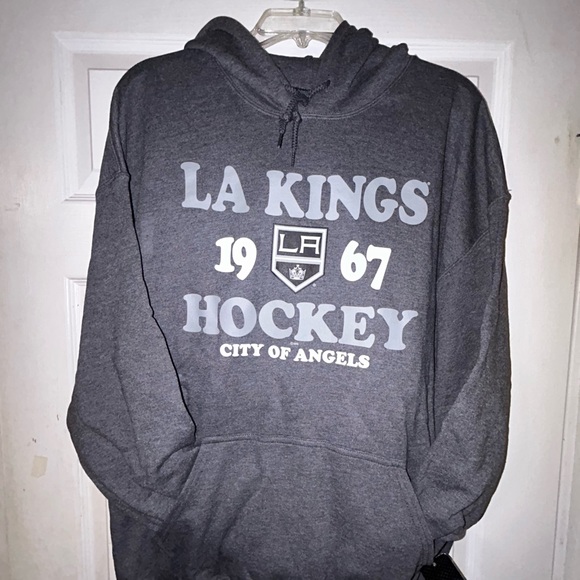 👑🏒🏟️ Los Angeles Kings NHL Hockey Marquee Stadium Hoodie 🏟️🥅🏒👑